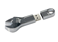 은빛 64G 2.0 금속 USB 섬광 드라이브 스패너 모양은을 가진 로고를 새깁니다